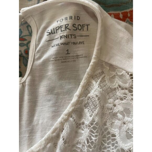 Torrid Super Soft Knits Off White Cottagecore Bohochic Lace Cap Sleeve Blouse 1X - Picture 2 of 5